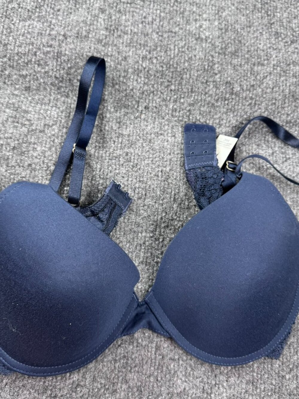 Jessica Simpson Underwire T-Shirt Bra Navy Blue Lace Band Padded Women's 36C